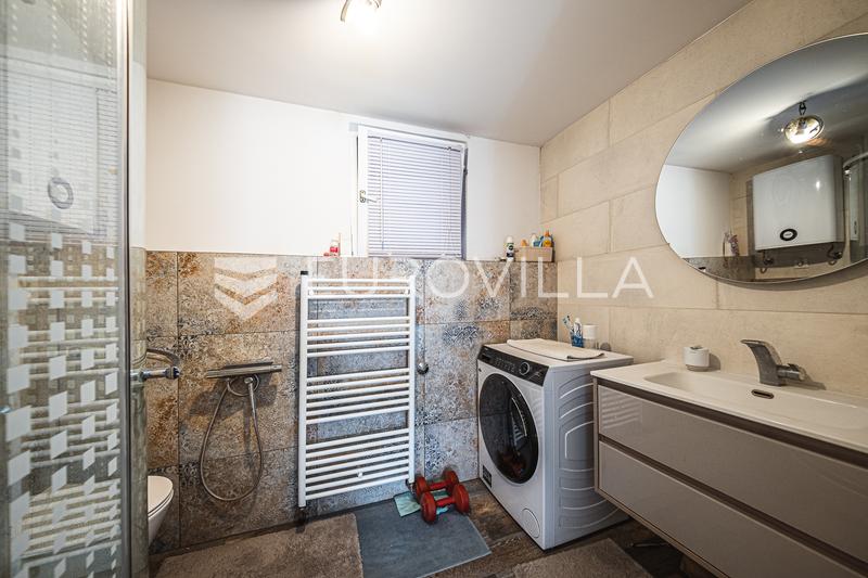 Zagreb, Stenjevec, Einfamilienhaus mit zwei separaten Wohnungen, mit einer Nettowohnfläche von 192 m². - 9
