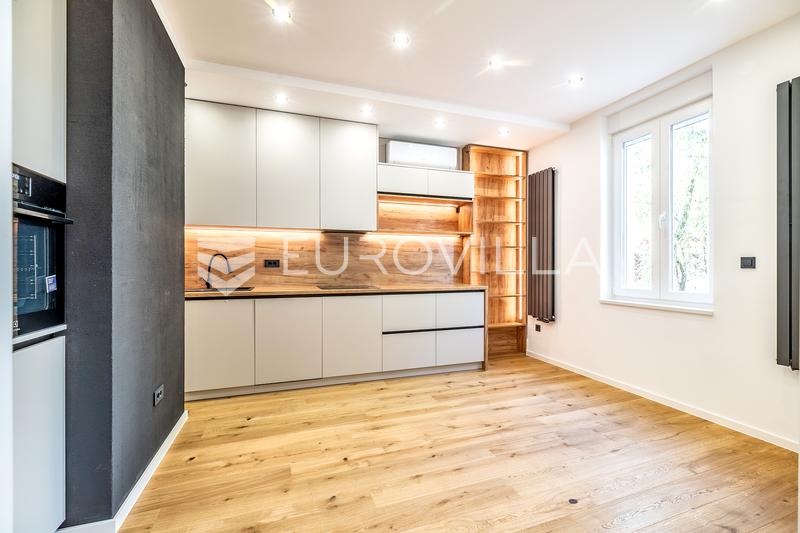 Zagreb, Lascina, renovierte Dreizimmerwohnung mit Loggia, 65 m² - 2