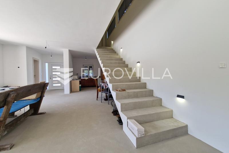 Vir, Casa con 4 camere da letto, piscina e garage nel centro - 8