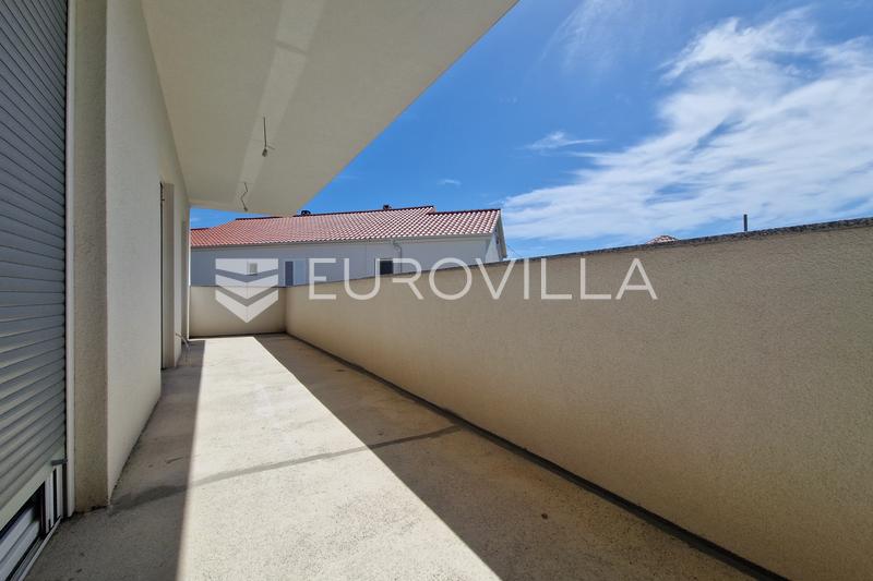 Vir, Casa con 4 camere da letto, piscina e garage nel centro - 21