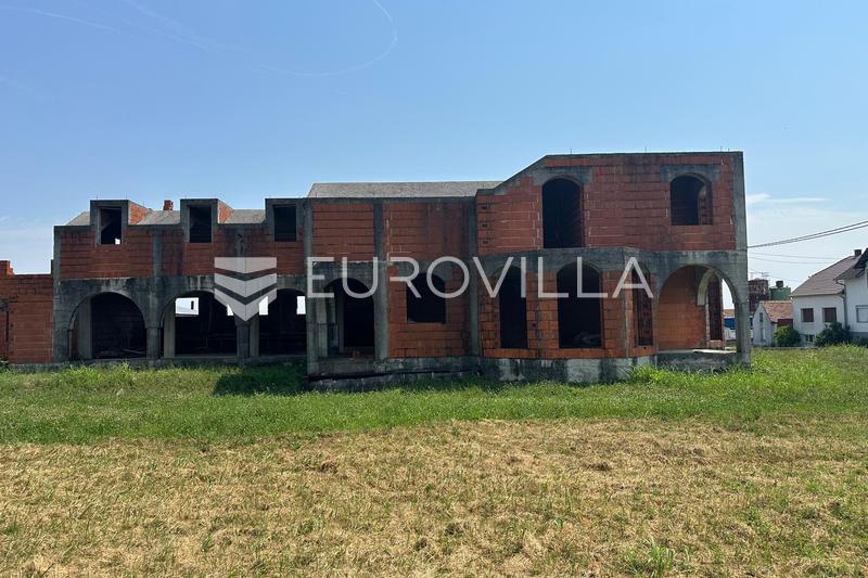 Pozega, Alaginci, Ruim Huis in Aanbouw, Kans voor een Droom Gezinswoning - 3
