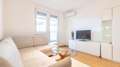 Zagreb, Savica, predivan trosoban stan površine 75 m² vanjsko parkirno mjesto