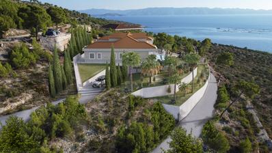 Otok Brač, jedinstvena vila na imanju površine 32 tisuće m²