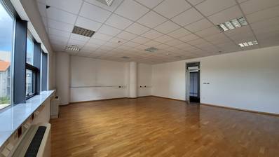 Zagreb, Novi Zagreb, bir ofis binasının 2. katında 530 m² kiralık ofis alanı