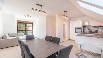Varaždin, Centrum města - Dobře vybavený třípokojový byt, 74,86 m²