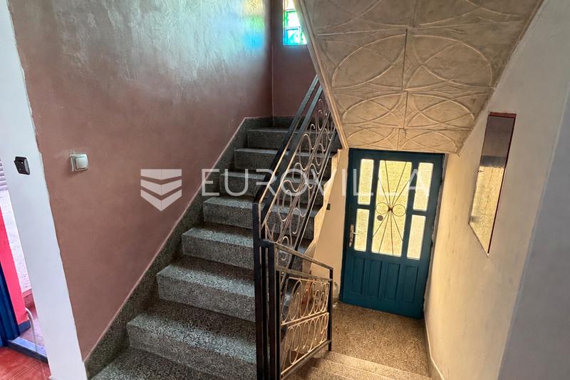 Duga Resa, Dvorjanci, hiša 200 m², mirna lokacija - 8