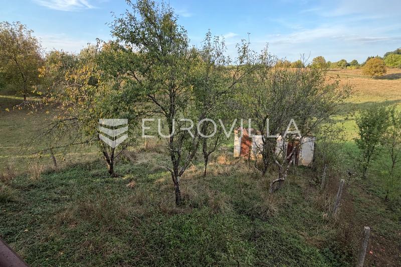 Duga Resa, Dvorjanci, hiša 200 m², mirna lokacija - 14