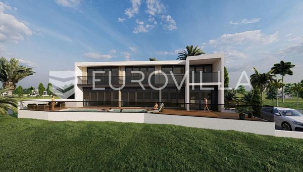 Crikvenica: Moderne fritliggende hus nær havet og byens centrum
