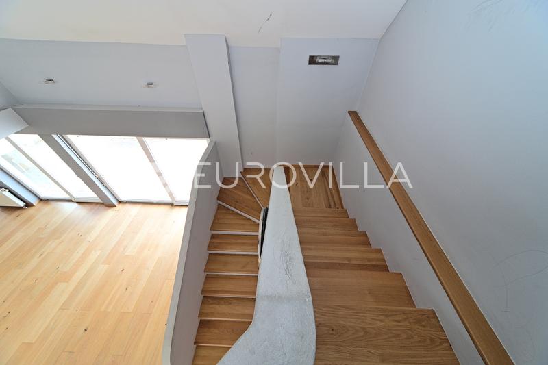 Osijek, Upper Town, a spacious two-level apartment - 26