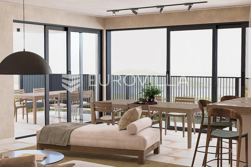Marina, treroms leilighet med takterrasse og åpen sjøutsikt - 5