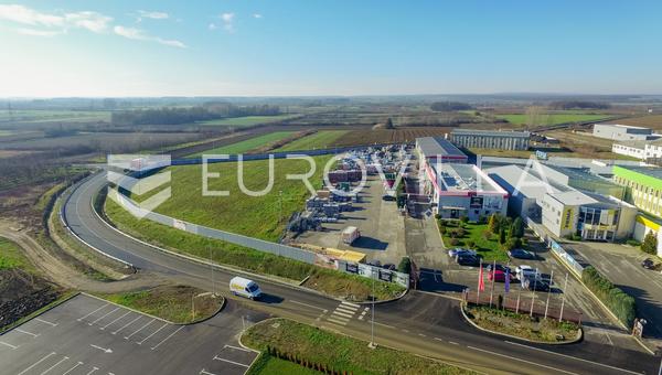 Dakovo, byggegrund 14.923 m² i attraktiv beliggenhed ved omfartsvejen