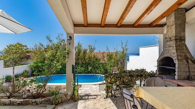 Makarska, vacker villa med pool och unik utsikt