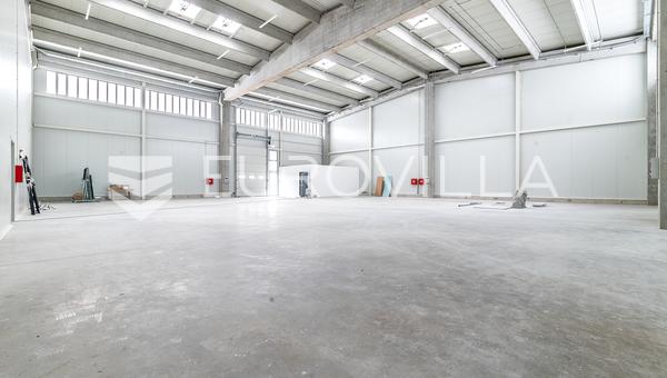 Velika Gorica, skladišna hala 600 m² NOVOGRADNJA