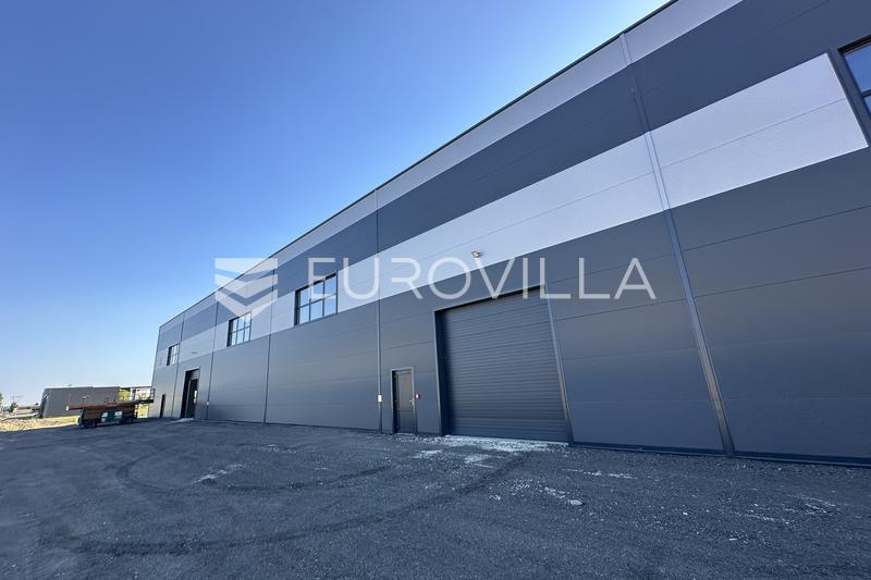 Zupanja, Gradiste Endüstriyel salon 1.200 m² ofisler ve işçi konaklamasıyla - 6