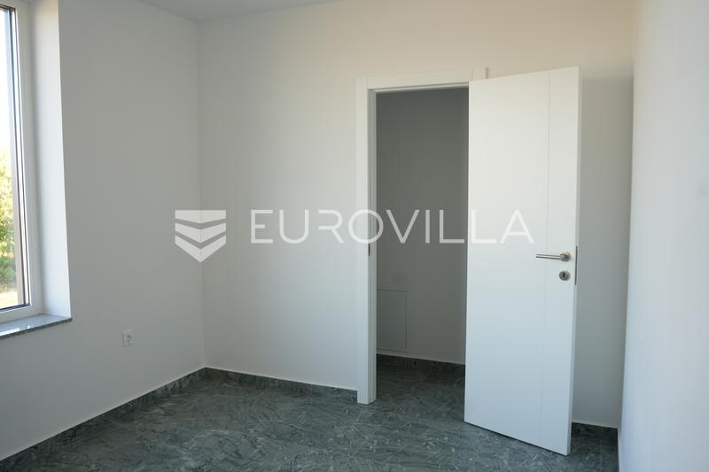 Županja, Gradište Industrijska hala 1.200 m², proizvodna hala s uredima i smještajem za radnike - 21