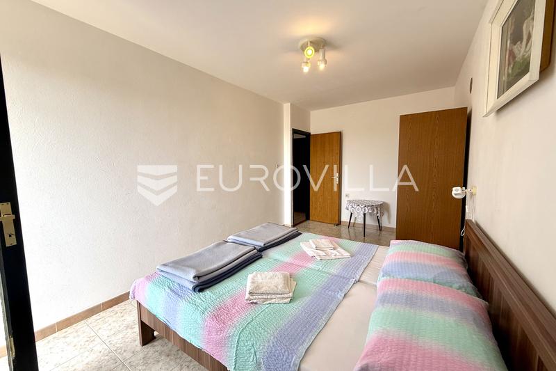 Medulin, Kuća sa tri apartmana i pogledom na more - 15