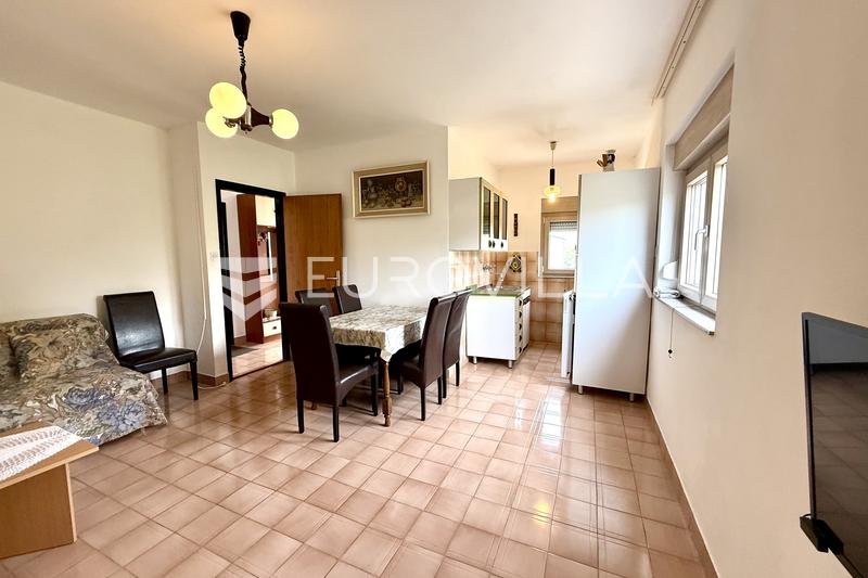 Medulin, Kuća sa tri apartmana i pogledom na more - 10