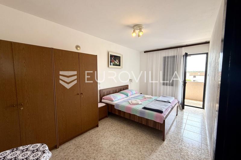 Medulin, Kuća sa tri apartmana i pogledom na more - 13