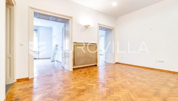 Zagreb, Donji grad, apartamento de tres dormitorios 121 m²