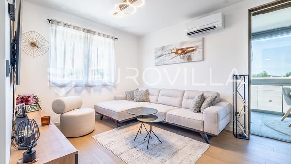Zagreb, Stenjevec - Neubau luxuriös eingerichtete Zweizimmerwohnung mit Garage, 73 m²