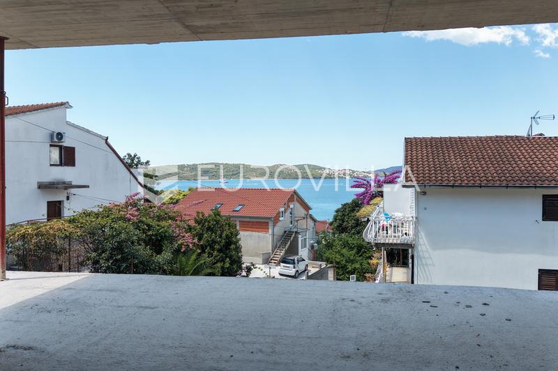 Trogir, Čiovo, two-bedroom apartment with sea view - 20