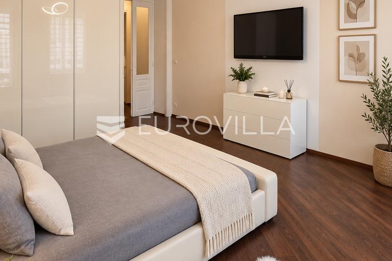 Rijeka, Centar, NAJAM, gospodski stan, 154 m², trosoban, 2. kat, dva balkona. - 6
