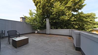 Osijek, şehir merkezi, Art Nouveau binada satılık ticari alan, 96 m²