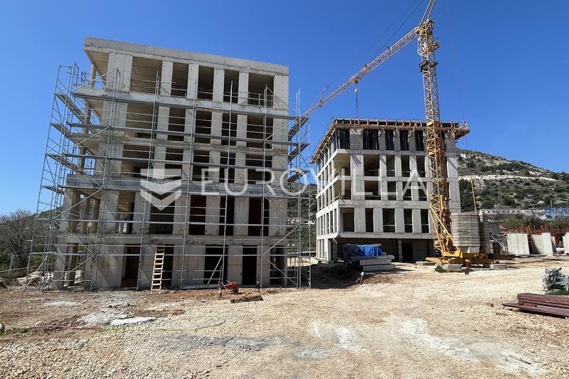 Trogir, Seget Donji, two-bedroom apartment on the first floor, net usable area 90 m² - S2 - D - 7