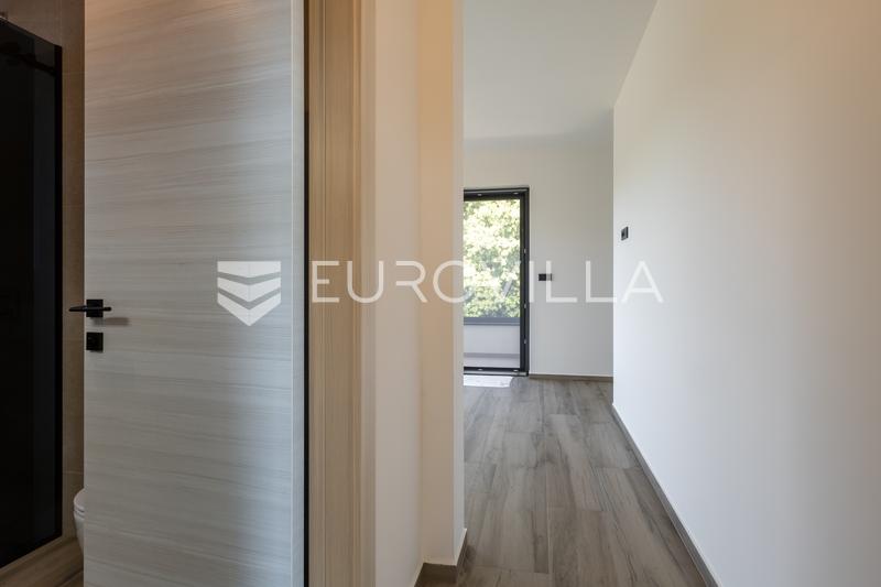 Medulin - casa dúplex B de calidad y moderna, con piscina climatizada de 30 m² y garaje, 146 m² - 19