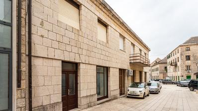 Imotski, huis in het centrum met veel potentieel