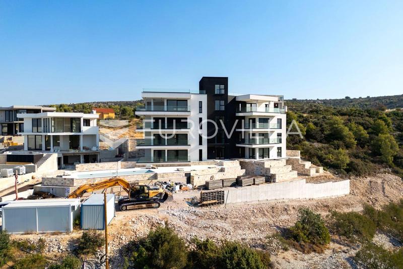 Primosten, apartamento de dois quartos de alta qualidade, ideal para moradia ou investimento. - 28