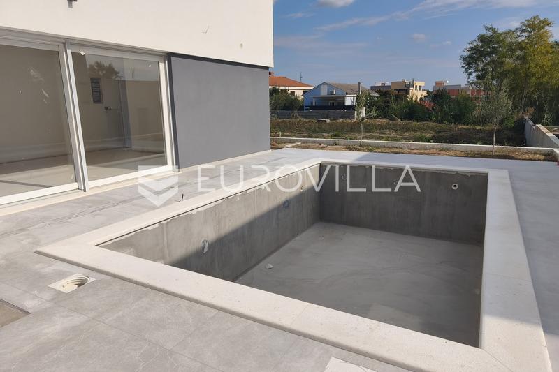 Privlaka, Skrapavac - Appartement de 104,80 m² avec piscine privée et jardin près de la mer. - 9