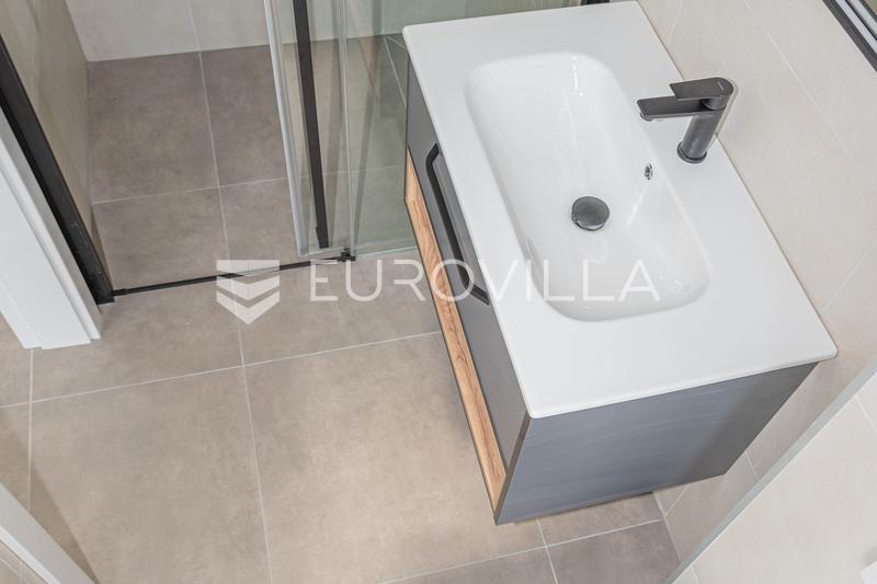 Vodice, moderne hus med swimmingpool og privat have, C1 - 9