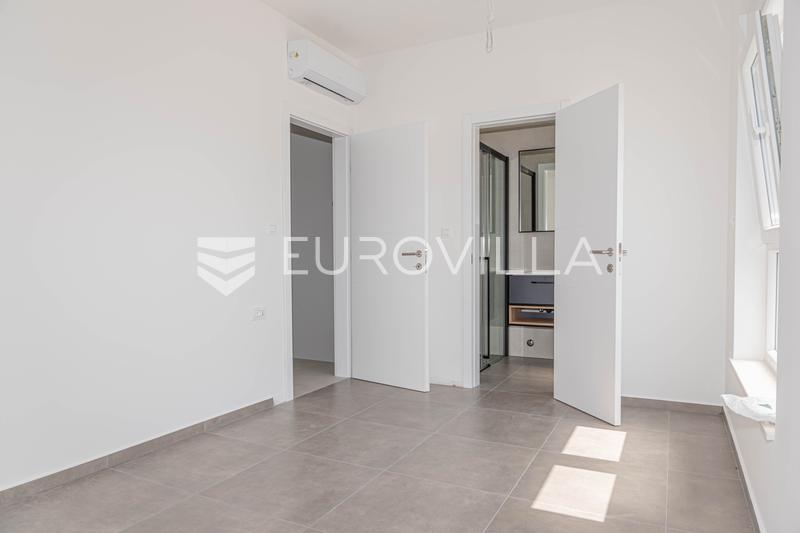 Vodice, moderne hus med swimmingpool og privat have, C1 - 7