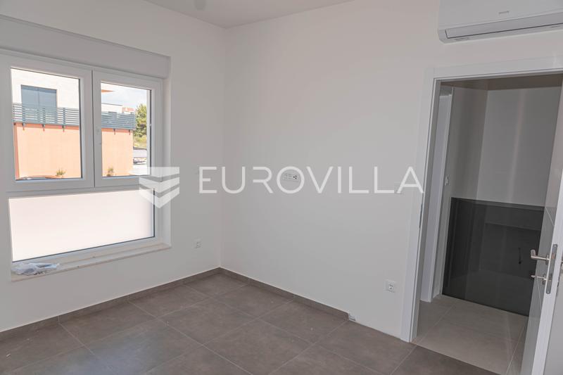 Vodice, moderne hus med swimmingpool og privat have, C1 - 13