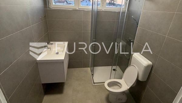 Karlovac, Svarca, Daire 52 m², harika konum