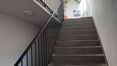 Zadar, Péninsule - Appartement de deux chambres de 52,20 m² à rénover