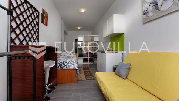 Kastav, Brestovice, estudio de 55 m² con terraza en un entorno tranquilo