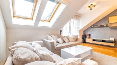 Zagreb, IV Maksimirsko naselje, lijep dvoetažni stan sa balkonom, 77 m²