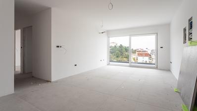 Ciovo, Okrug Gornji - apartamento de dois quartos no segundo andar com uma loggia