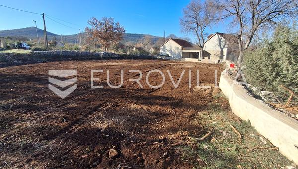 Boraja, Podine, uređeno građevinsko zemljište, 450 m²
