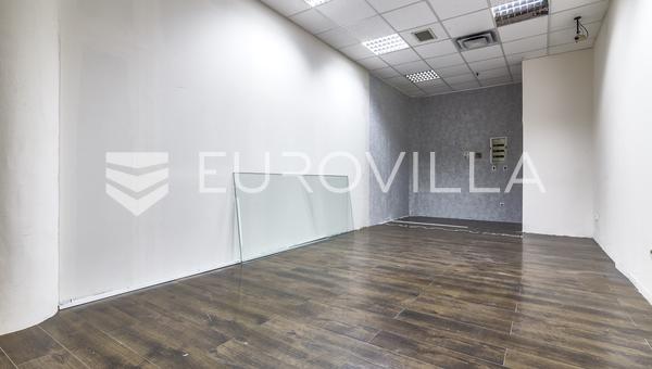 Zagabria, centro Importanne, ufficio 30 m²