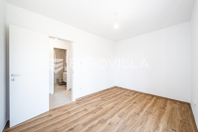Zagreb, Resnik, Premium Quality Three-Bedroom Apartment, NEW BUILD - 9
