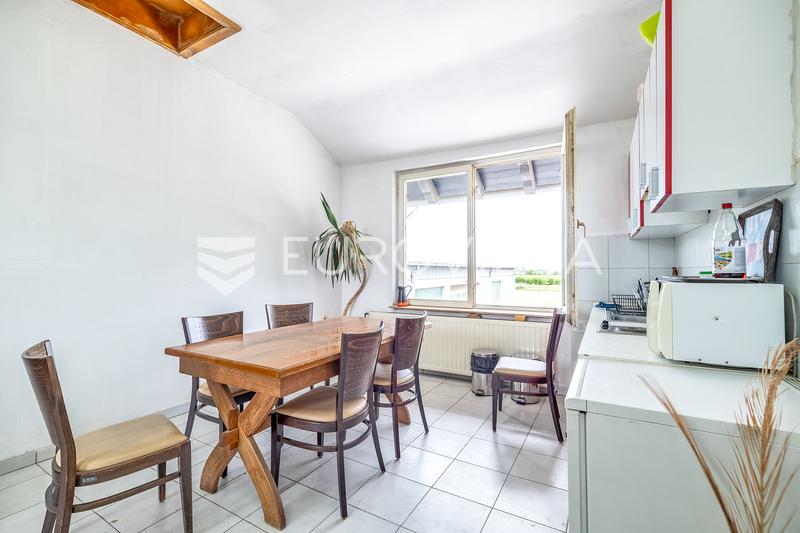 Velika Gorica, iroda, raktár és gyártócsarnok 1600 m²-en, 3580 m²-es telken - 8