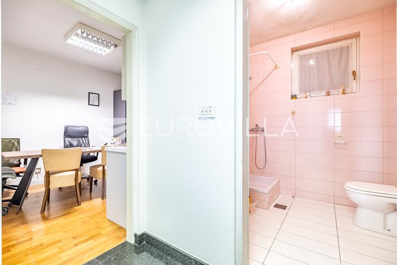 Velika Gorica, iroda, raktár és gyártócsarnok 1600 m²-en, 3580 m²-es telken - 10