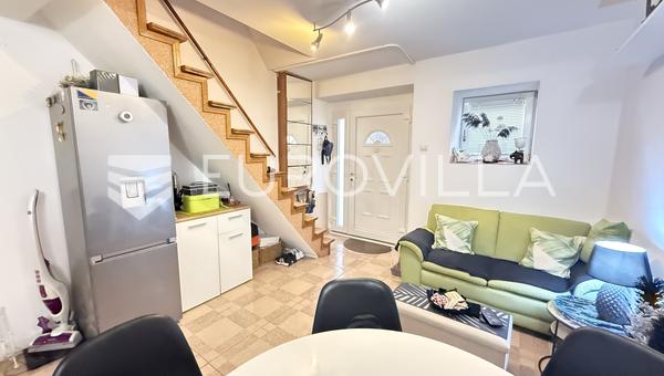 Vodnjan, Ístria - Casa de pedra totalmente renovada na Cidade Velha com estacionamento, 110 m²
