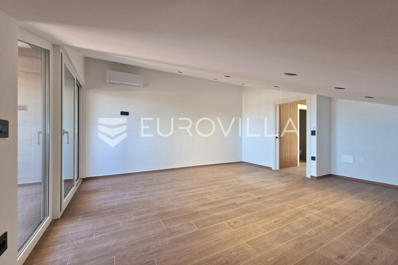 İstirya, Fažana - Deniz Manzaralı Özel Dubleks Penthouse Daire, Yeni Yapı 2026 - 35