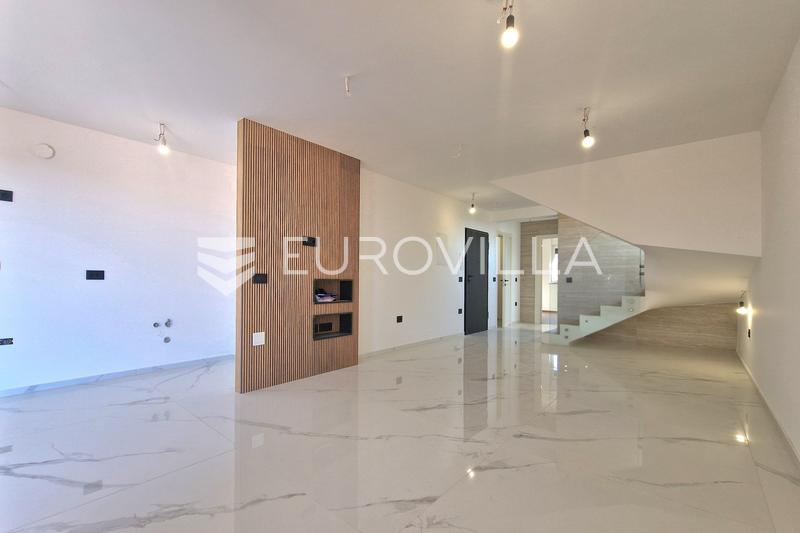 İstirya, Fažana - Deniz Manzaralı Özel Dubleks Penthouse Daire, Yeni Yapı 2026 - 8