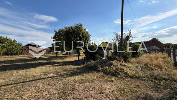 Satnica Đakovačka - Rakennustontti 456 m²