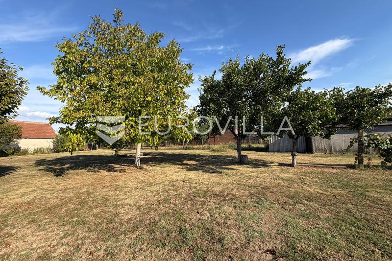 Satnica Đakovačka - Arsa 456 m² - 2